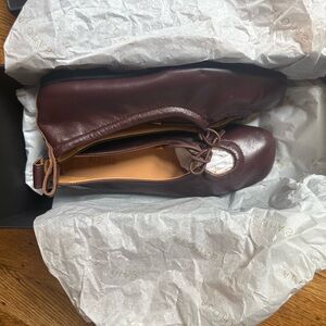 Alohas Brown Leather Flats